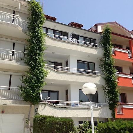Yanis Guest House Sveti Vlas Exterior photo