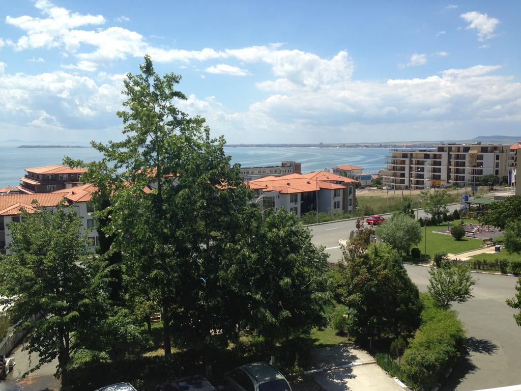 Yanis Guest House Sveti Vlas Exterior photo