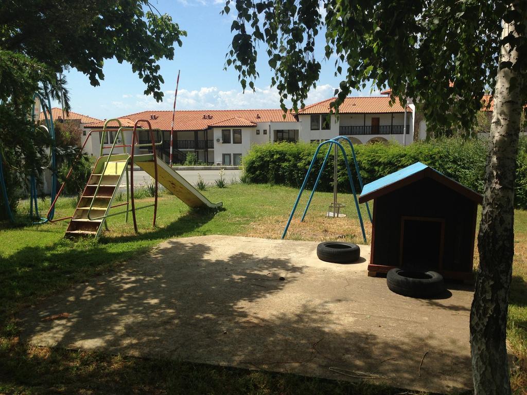 Yanis Guest House Sveti Vlas Exterior photo